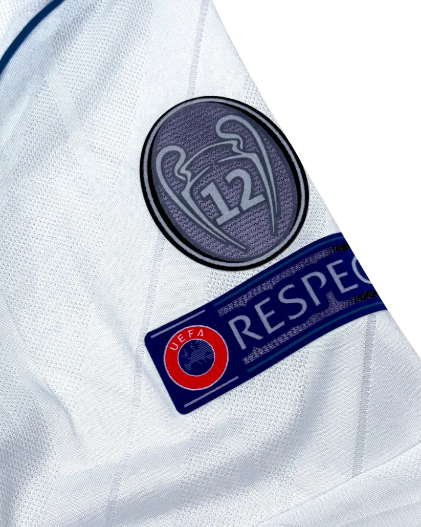 Jersey Real Madrid Retro 2017/18 Ronaldo Final Champions
