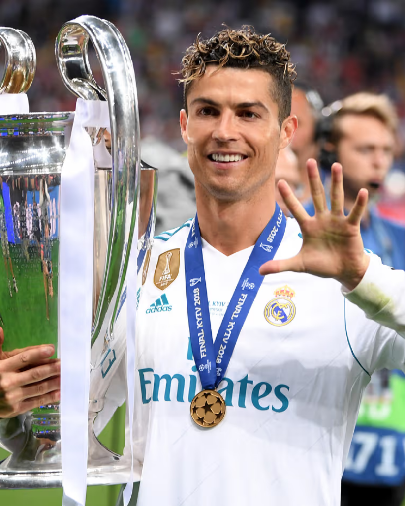 Jersey Real Madrid Retro 2017/18 Ronaldo Final Champions